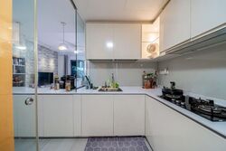 Lakeville (D22), Condominium #582310831